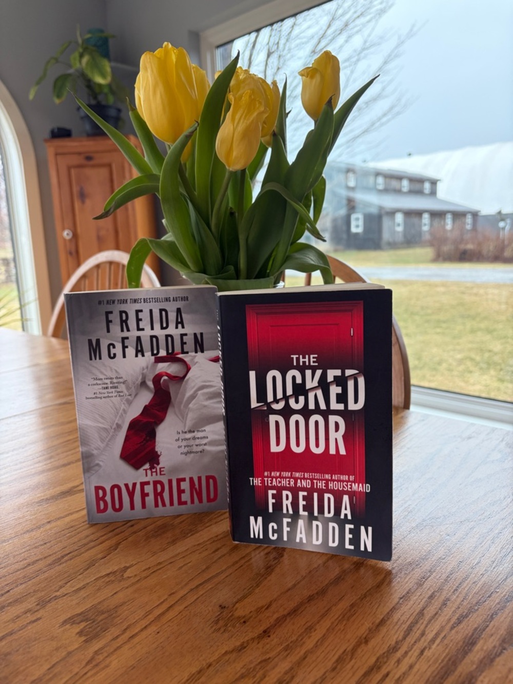 Freida McFadden Paperback